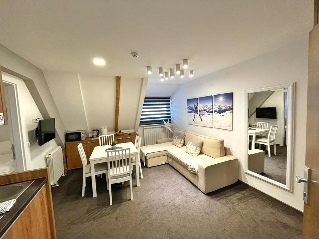Planinski Vrhovi Jelac Apartman