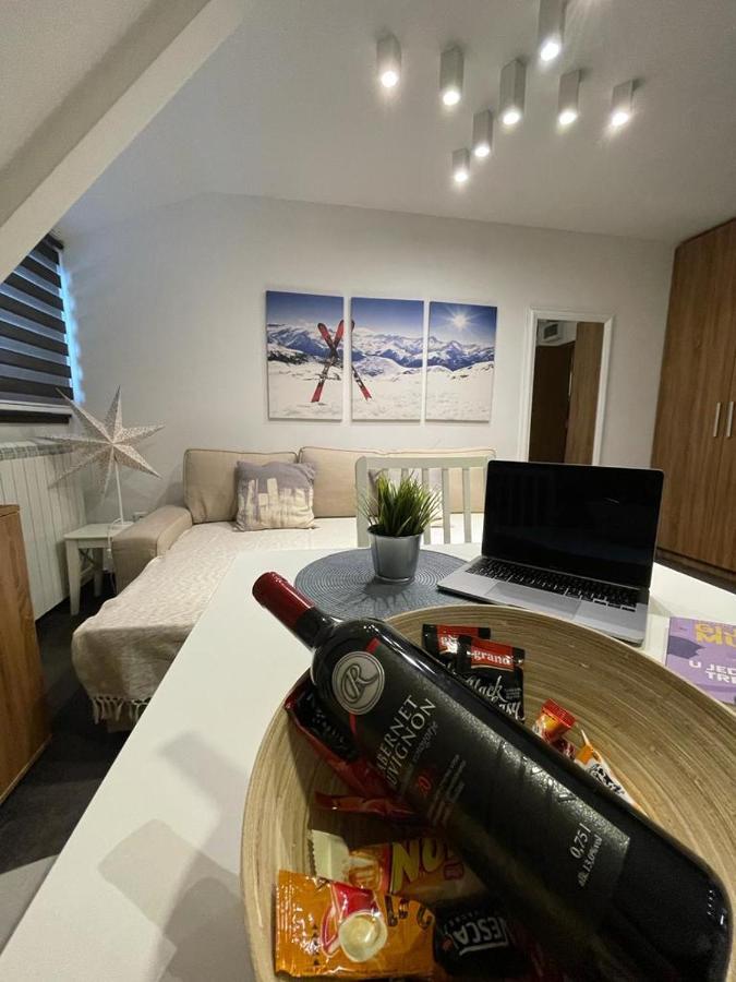 Planinski Vrhovi Jelac Apartman Kopaonik